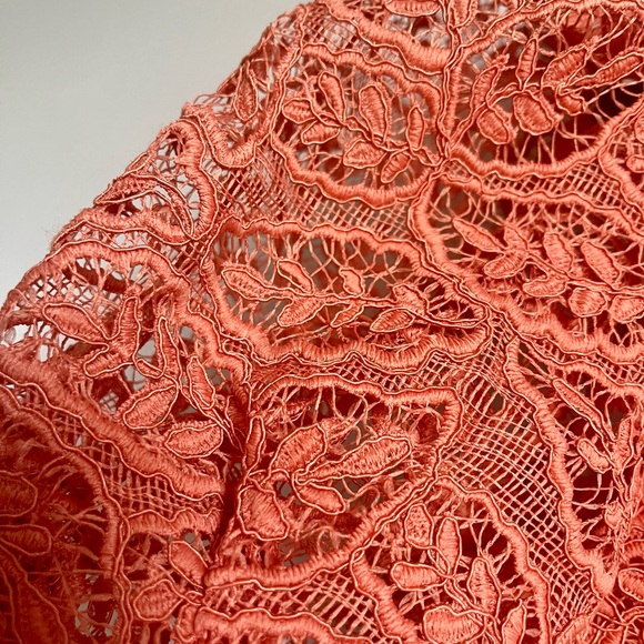 Sandro Lace Summer-Cocktail Coral Puff Sleeves Dress (French brand) - Picture 3 of 10